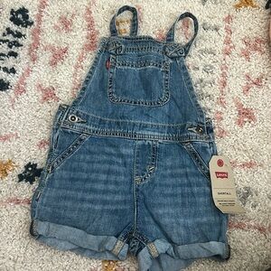 Levi’s overalls 2T